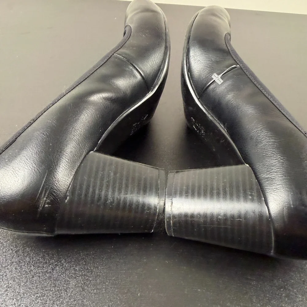 Naturalizer Naomi Pumps Women 9.5M Black Leather Block Heel Comfort Shoes Career